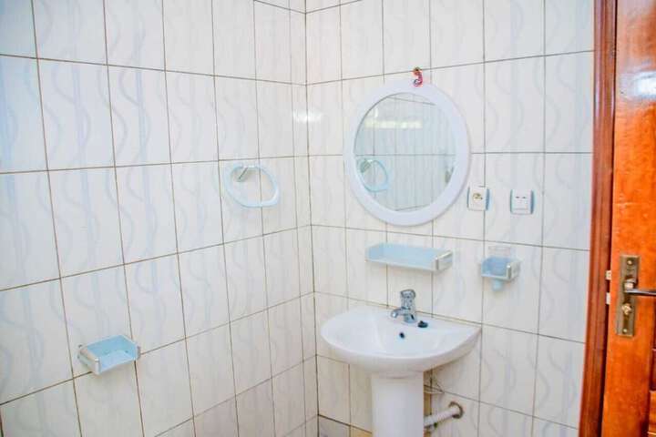 Room 7 of 7