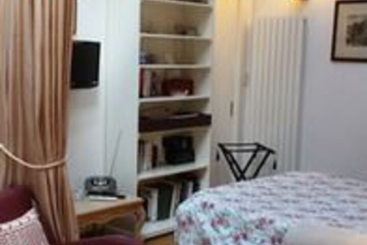 Room 321 of 477