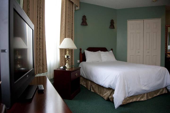 Room 12 of 49