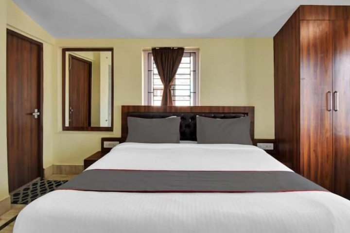 Room 3 of 7
