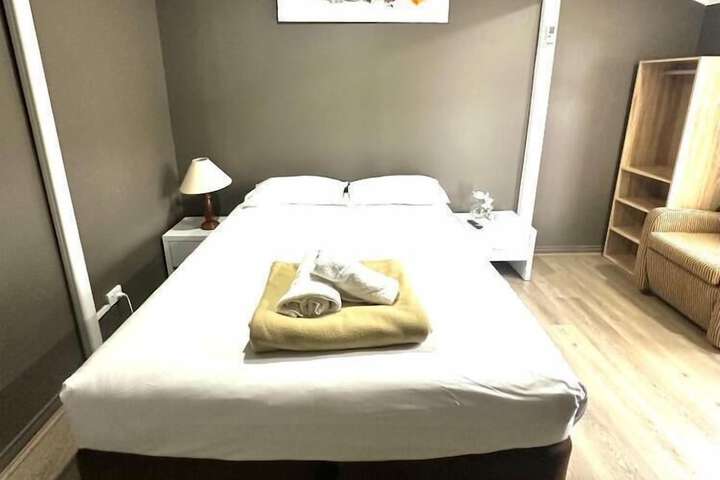 Room 60 of 180