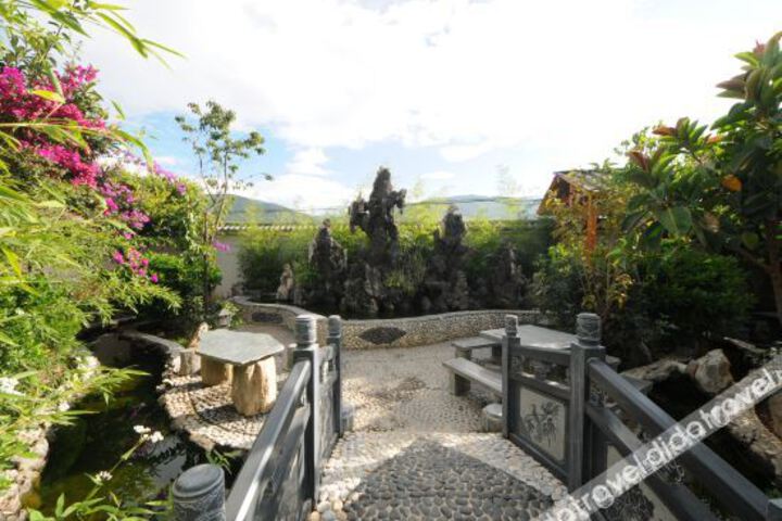 Eryuan Xingliyuan Hotel