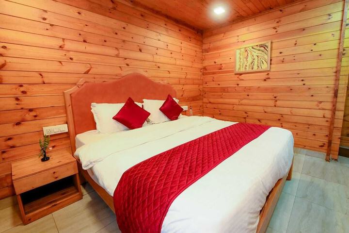 Room 2 of 11