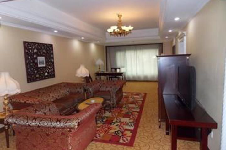 Room 65 of 159