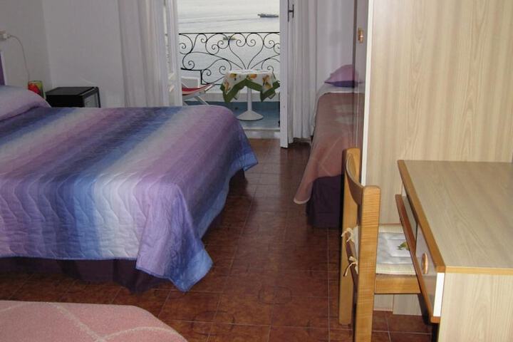 Room 19 of 60