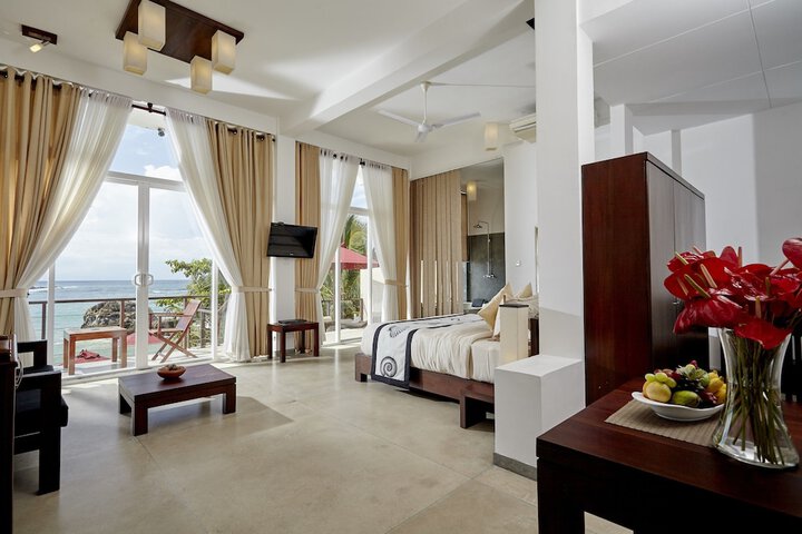 Room 21 of 53