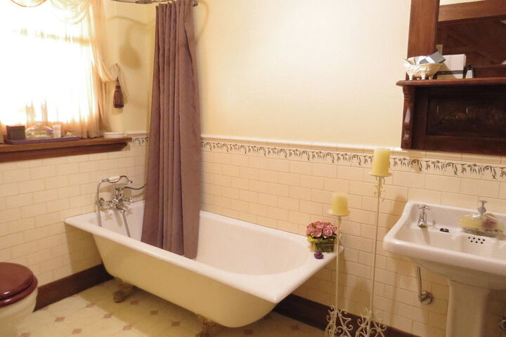 Room 8 of 27