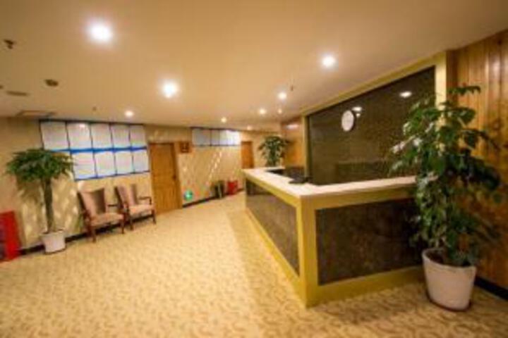 Dingya Business Hotel