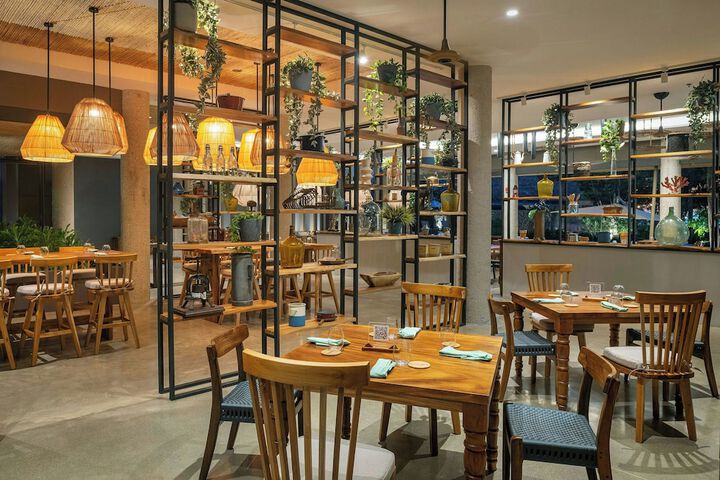 Dining 191 of 252