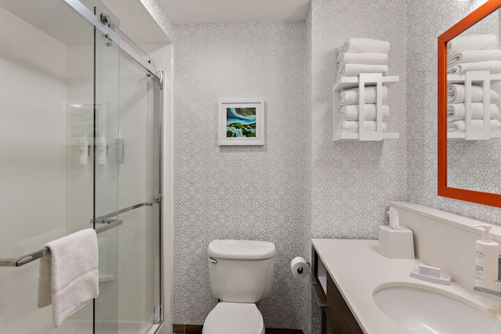Bathroom shower
