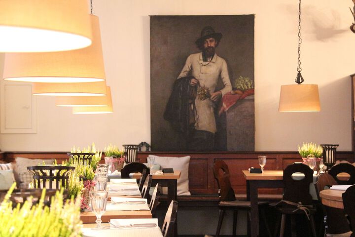 Dining 134 of 179