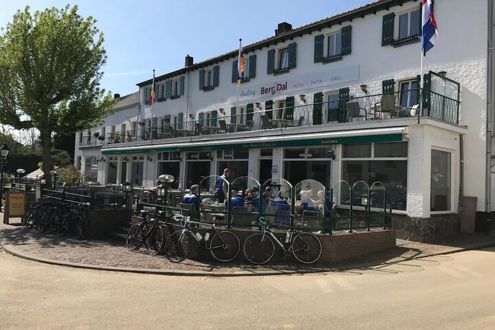 Hotel 59 of 60