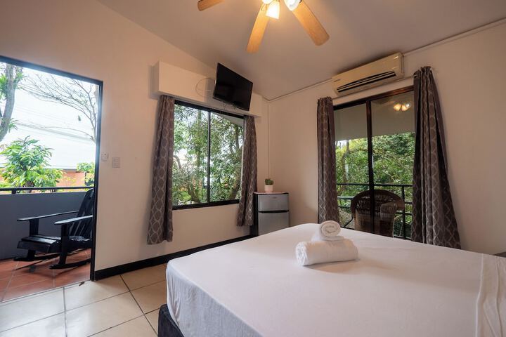 Room 7 of 15