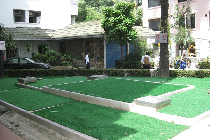 Hotel Exterior 43 of 52