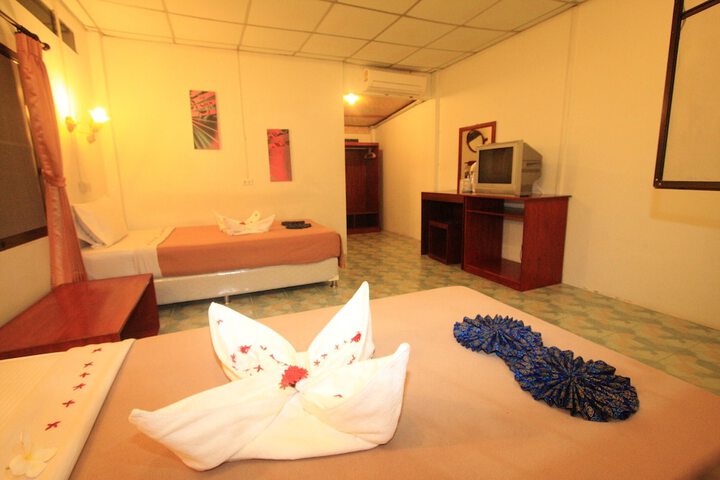 Room 14 of 71
