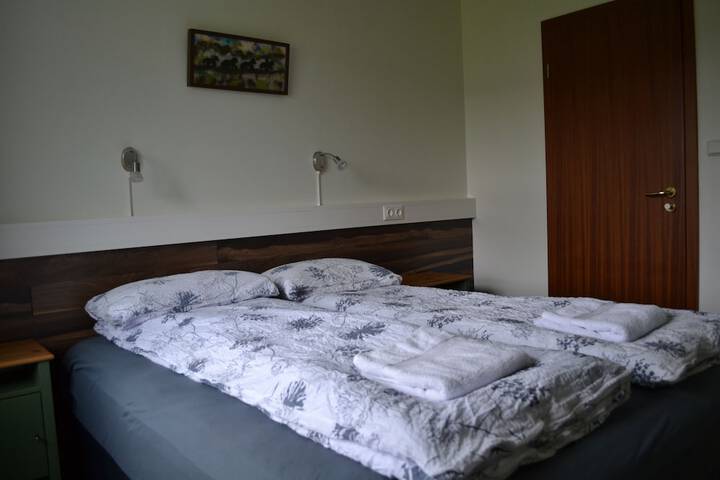 Room 17 of 66