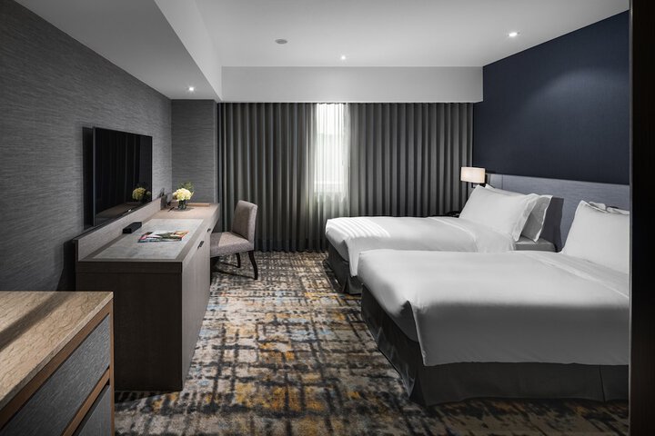 Room 8 of 44
