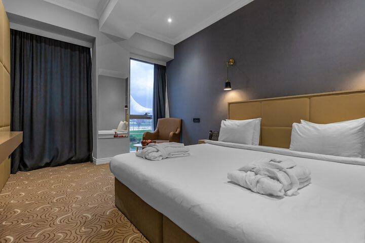 Room 45 of 173