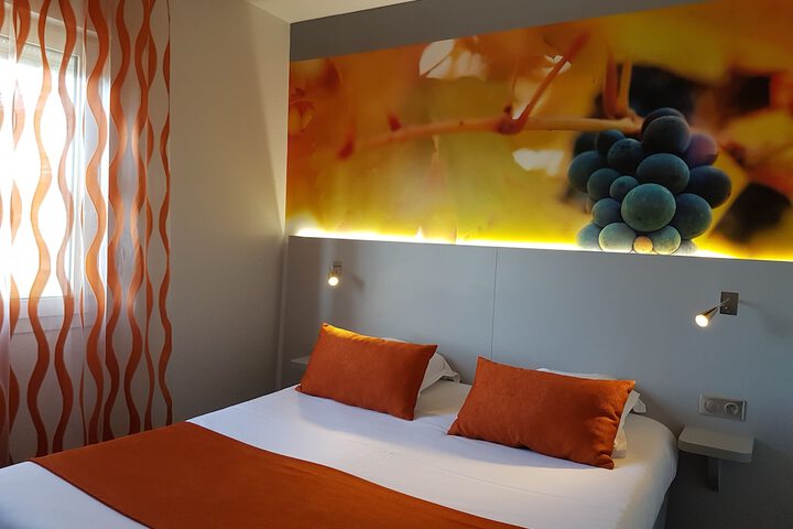Room 11 of 42