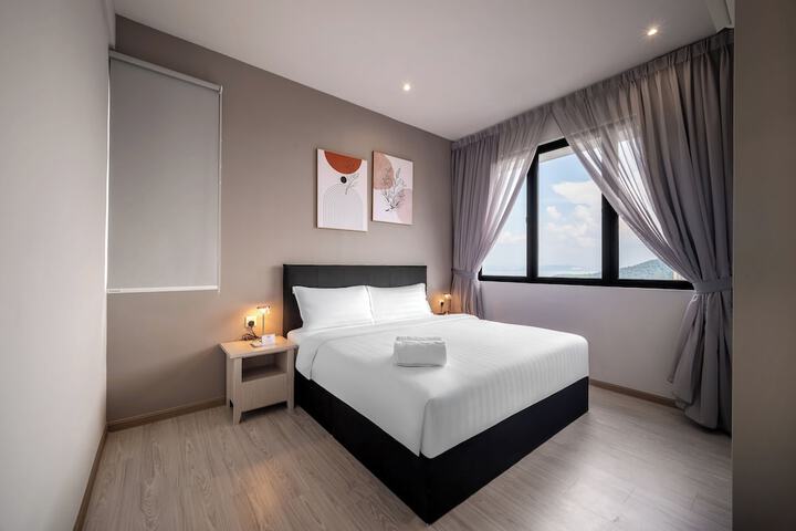 Room 12 of 42