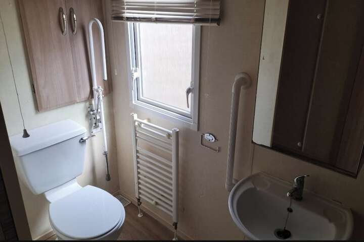 Room 16 of 24