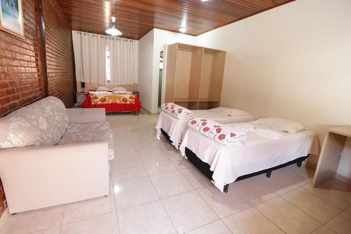 Room 2 of 18