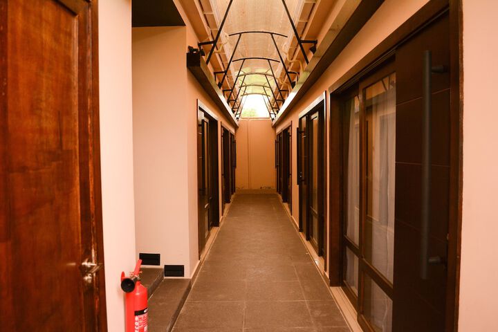Ballroom/Hall 23 of 40