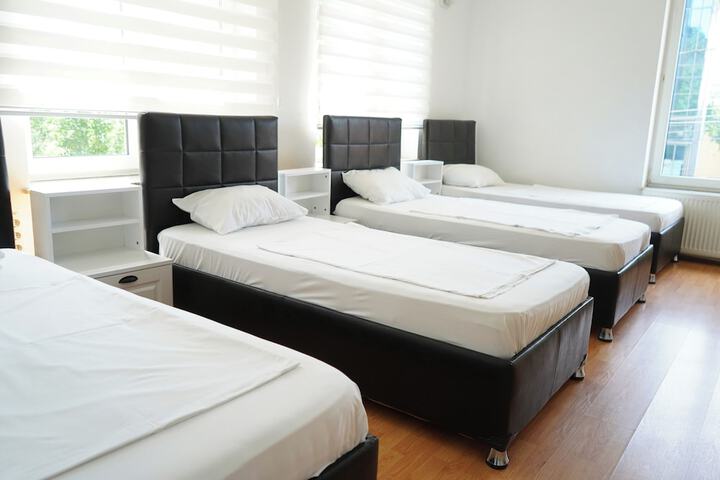 Room 2 of 22