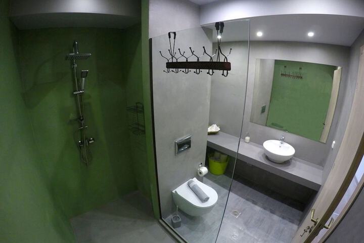 Room 45 of 54