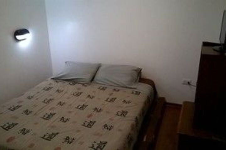 Room 43 of 83