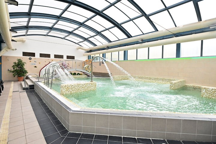 Spa 42 of 102