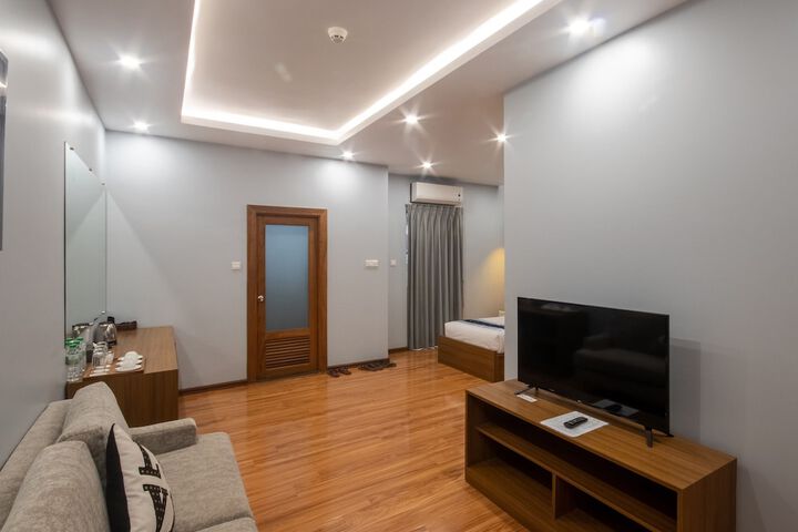 Room 16 of 47