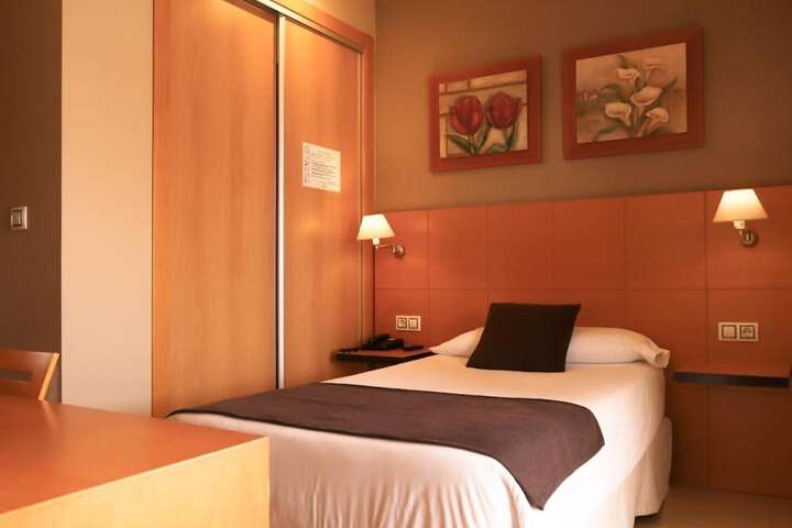 Room 21 of 132