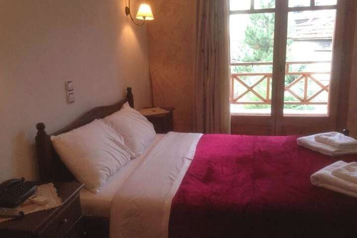 Room 3 of 12