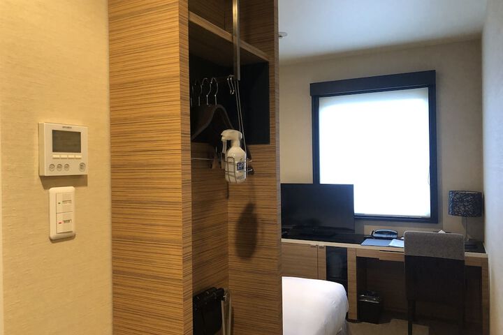 Room 20 of 72