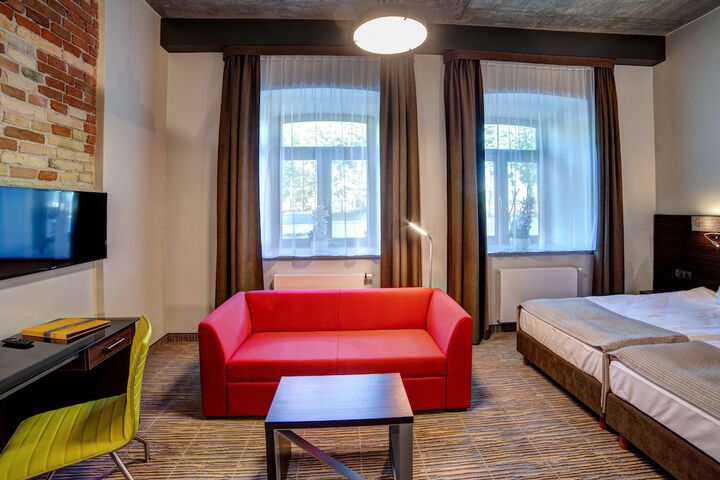 Room 26 of 64