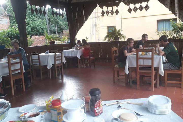 Dining 5 of 15