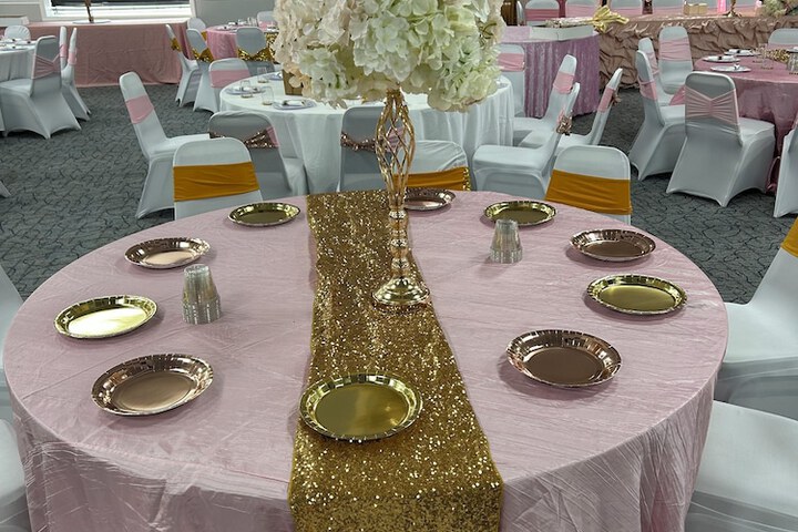 Ballroom/Hall 10 of 13