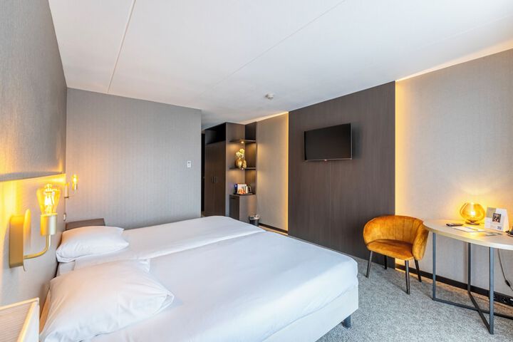 Room 14 of 61