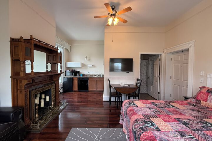 Room 4 of 26