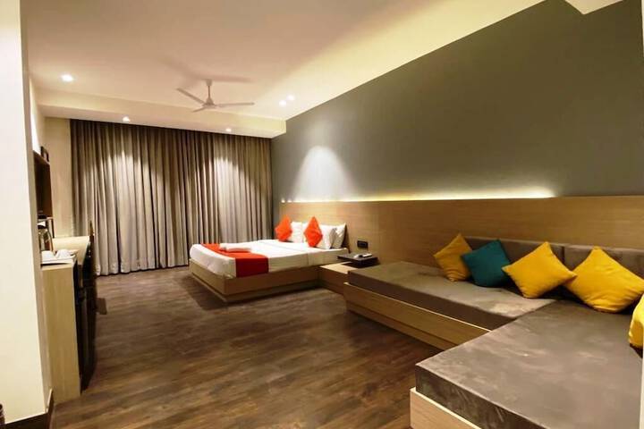 Room 4 of 21