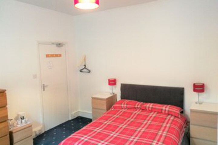 Room 59 of 76