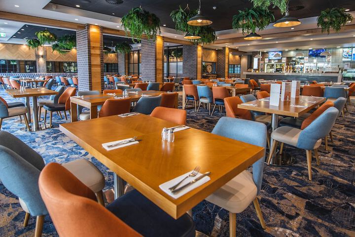 Dining 61 of 134