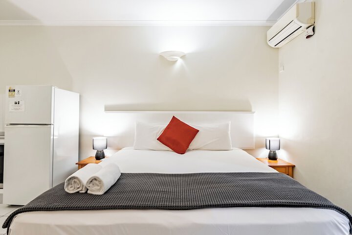 Room 6 of 47
