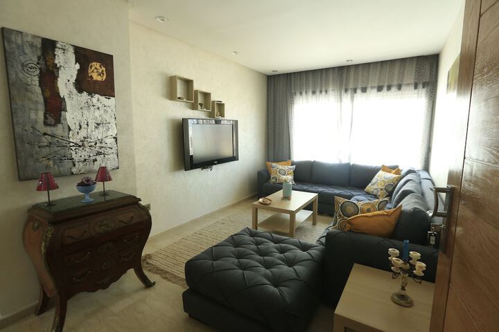 Room 12 of 32
