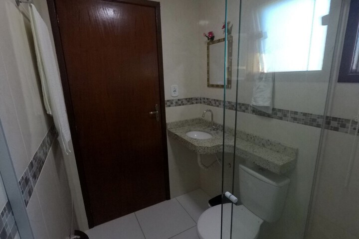 Room 7 of 38