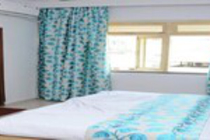 Room 14 of 17