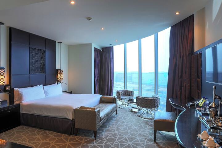 Room 64 of 211