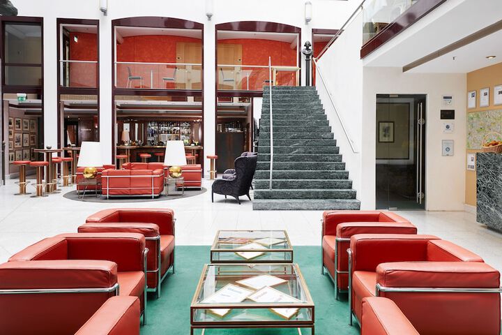 Hotel 2 of 53