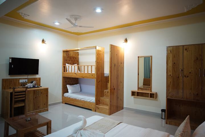 Room 5 of 21